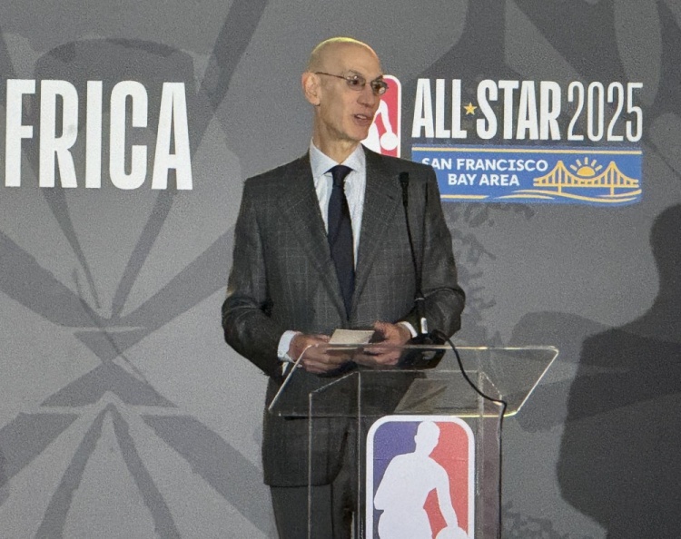 蕭華:NBA將設(shè)立迪肯貝-穆托姆博人道主義獎(jiǎng)