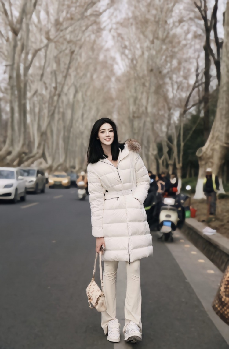 煙雨下江南!卓識游南京:卿言一句梧桐美 吾種梧桐滿京城