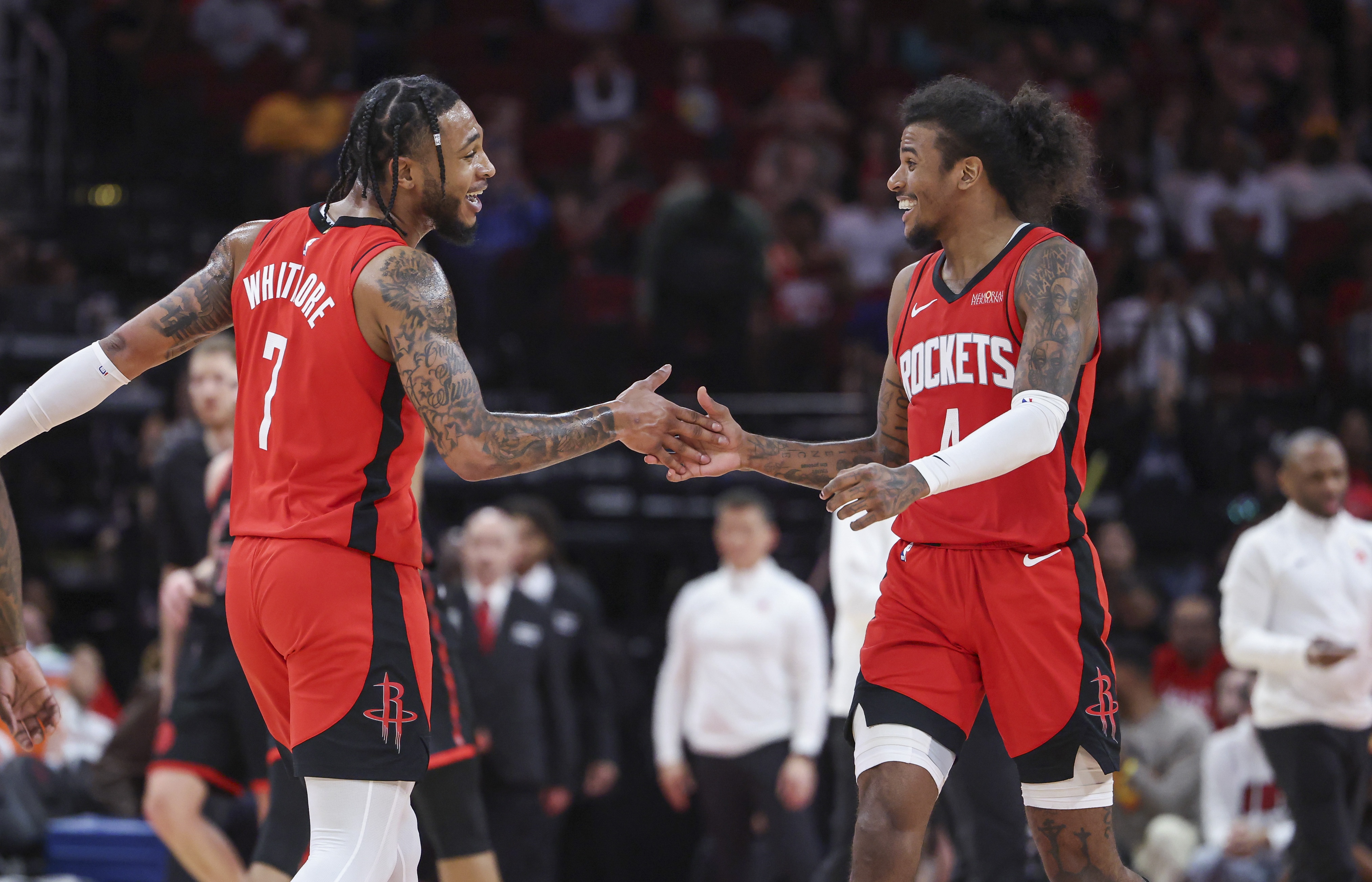 NBA彩經(jīng):湖人輕取鵜鶘 太陽擊沉快船 疲憊勇士不敵尼克斯